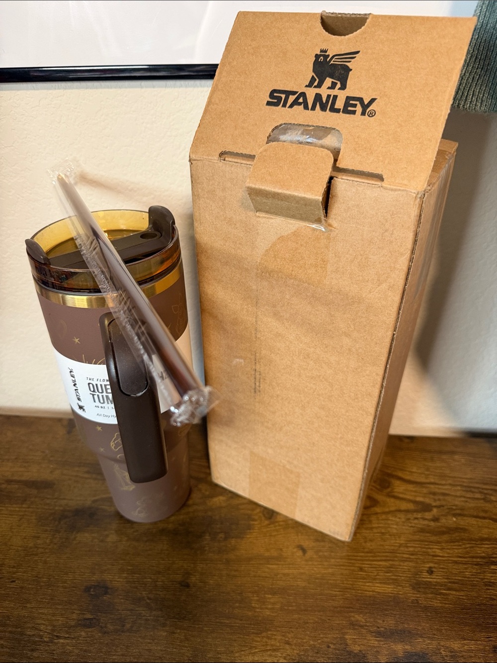 Stanley Brown & Gold Quencher- Disney - Picture 6 of 7